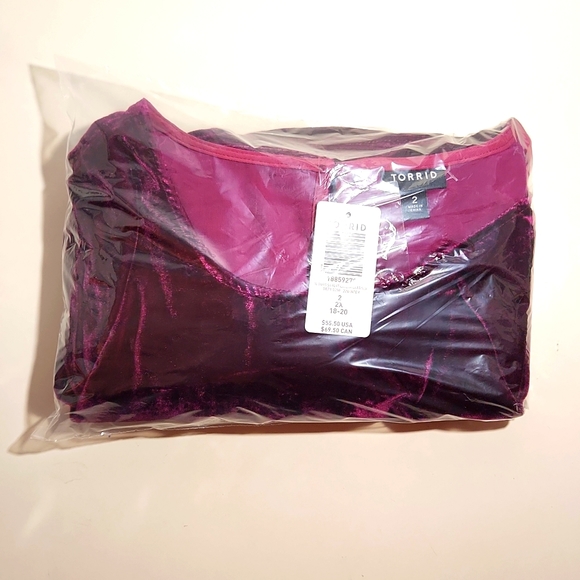 ❤️NWT VINTAGE TORRID TOP - CABERNET WINE VELVET RUCHED SLEEVE BLOUSE FUSCHIA 2X - Picture 5 of 11